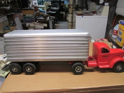 1952 Smith Miller repintado l mack cabine vermelha com p.i.e. REBOQUE - Imagem 1 de 4