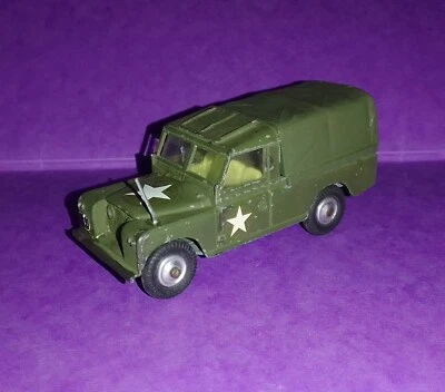Corgi 357 Military Land Rover Army Weapons Carrier With Tilt Cover (2141) - Image 1 of 4