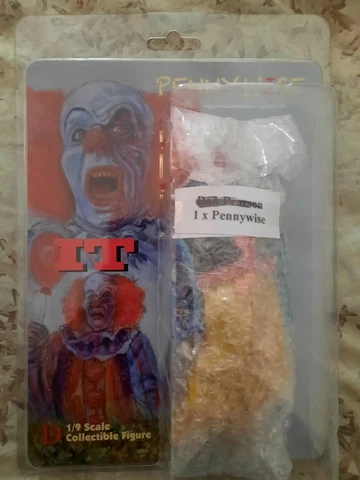 PENNYWISE DISTINCTIVE DUMMY Cover