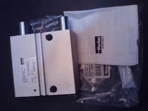 ACTUADOR PROPULSOR PARKER P5T-J032DHSN075 CARRERA CORTA 145 PSI NUEVO EN CAJA - Imagen 1 de 3