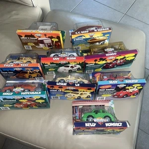 Chevron Autos Lot 9 Sam Tyler Kelly Rudy Mando Cc Boot Holly Leslie Horace - Bild 1 von 5