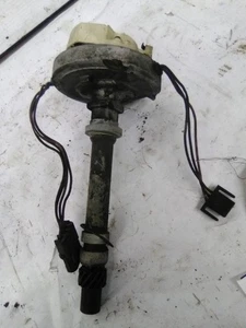 81-86 Chevrolet Camaro Distributor 8-305 4BC  - Picture 1 of 3
