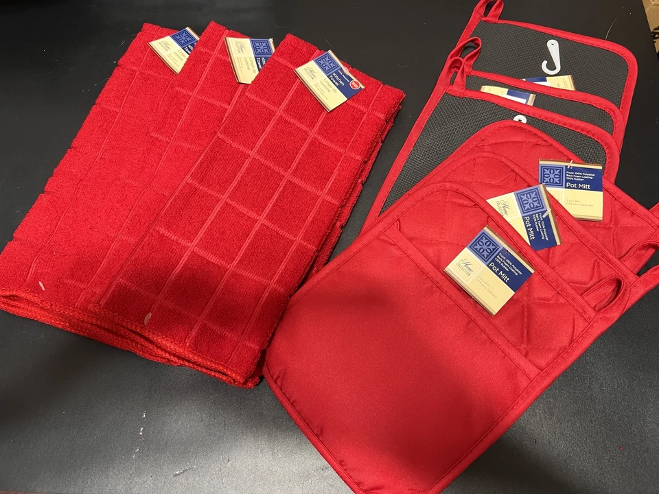 Home Collection Kitchen 9 Pieces Towels Pot Mitts Set Red Cooking Baking NEW - Image 1 of 4