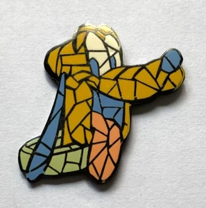 Disney Pin Badge DL - Pluto - Mosaic Head Series - Picture 1 of 2
