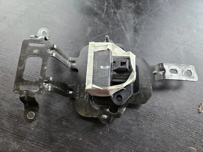 2019-2024 Lincoln Aviator черный этикетка канистровый модуль (с кронштейном) - Изображение 1 из 4