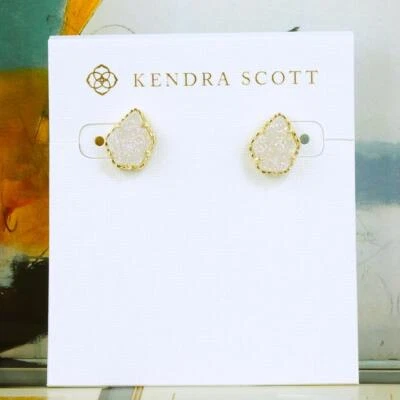Brincos Kendra Scott Tessa iridescente branco drusa tom dourado novo sem etiquetas - Imagem 1 de 4