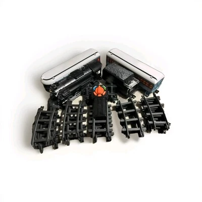 Lionel The Polar Express Lights Sounds Train Set Tested INCOMPLETE READ DESCRIPT - Image 1 of 4