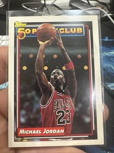 Michael Jordan Chicago Bulls 1992-93 Topps #205 50 puntos club sin precio base como nuevo - Imagen 1 de 2