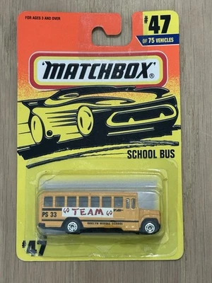 Autobús escolar intermedio Matchbox Superfast MB 47 1995 Oaklyn Go Team Go nuevo en caja Foto 1 de 4