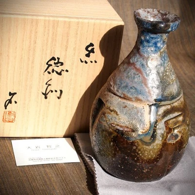 Jarra de sake Bizen ware "Tokkuri", H5.9", Tomoyuki Ooiwa, Japón vintage Foto 1 de 4