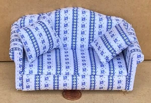 Upholstered Blue Sofa - Settee Tumdee 1:12 Scale Dolls House Furniture 890 - Picture 1 of 8