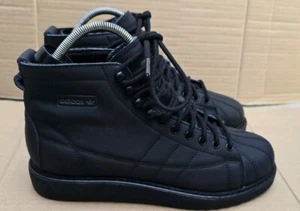 BOTAS DEPORTIVAS ADIDAS SUPERSTAR TALLA UK 6.5 TODAS NEGRAS SOLO SE HAN USADO DOS VECES - Imagen 1 de 9