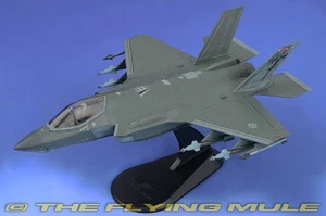 Hobby Master 1:72 F-35A Lightning II RNoAF #5146 - Picture 1 of 8