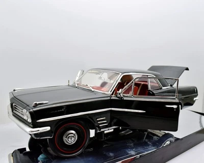 1:18 Scale Pontiac Tempest Coupe Highway 61 Diecast Vehicles - Image 1 of 4