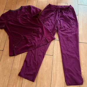 SCRUBSTAR Ultimate Performance Women’s Wine Scrub Top and Pant Set Size M  - Bild 1 von 5