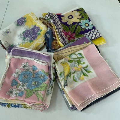 VINTAGE HANKIES HANDKERCHIEFS - LOT OF  50 + CUTTERS FOR CRAFTS - Image 1 of 4
