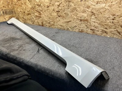 KIA K900 V8 LUXURY 15-17 OEM LEFT LH ROCKER SKIRT COVER PANEL MOLDING WHITE 57K - Image 1 of 4