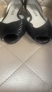 Anne Klein womens sz 9 fanetta peep toe black flat - Picture 1 of 3
