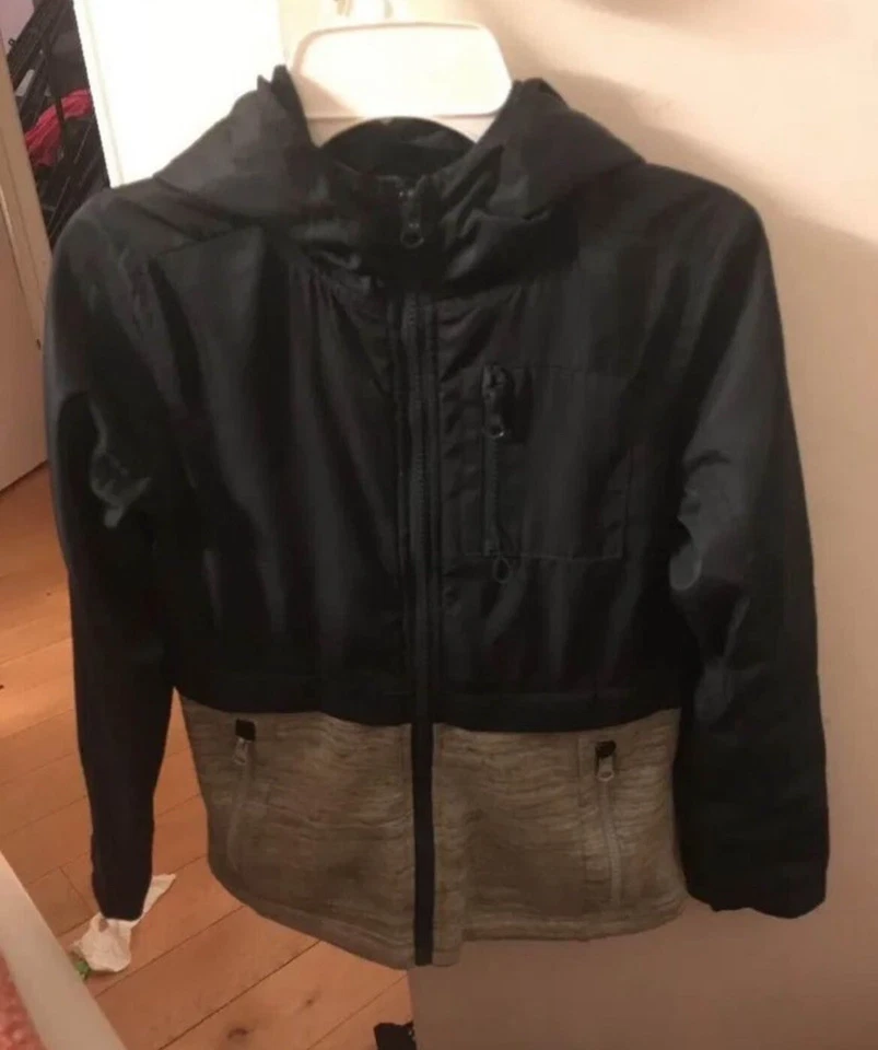 Chaqueta con capucha y cremallera para niñas 6t Foto 1 de 1