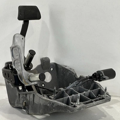 ✅2013-2018 DODGE RAM 2500-3500 ПЕДАЛЬ СТОЯНОЧНОГО ТОРМОЗА С КРОНШТЕЙНОМ 55351190AE OEM - Изображение 1 из 4