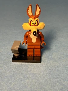 LEGO Looney Toons Fig #71030 -Wile E. Coyote -collt03 -Light Scratches/No Cracks - Picture 1 of 2