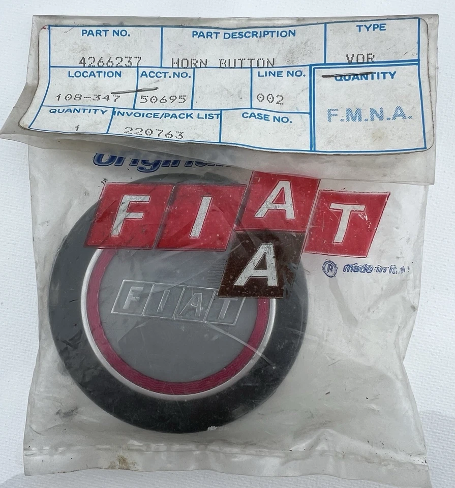Botón bocina FIAT 128 P/N 4266237 NUEVO DE STOCK Foto 1 de 4