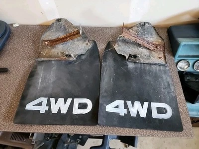 1984-1989 Toyota 4runner Rear 4wd OEM Mudflaps With Brackets - Image 1 of 4
