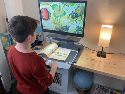 Optelec Clearview Plus 0220UFA Magnifier 22" Monitor - Ultra Flexible TFT Arm. - Image 1 of 4