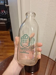 Vintage Beloit Dairy Chicago ILL Milk Bottle IL Green Label 1 QT Duraglass - Picture 1 of 13