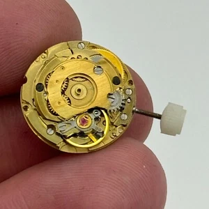 17.4mm Running Bulova 7BLACD Automatic Ladies Watch Movement Swiss Vintage PARTS - Picture 1 of 19