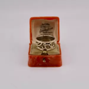 B5.2 Men's Vintage 900 Silver Guatemala Mayan Symbol Band Stacking Ring Size R - Picture 1 of 7