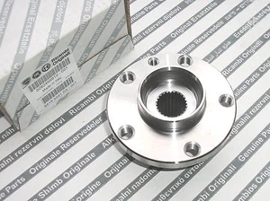 Lancia Delta Integrale Evo (91-94) genuine front axle wheel hub flange 82466910 - Picture 1 of 2
