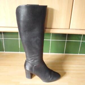 Clarks Leather Boots UK 5 Eur 38 D Womens Pre-loved Shoes Black Boots