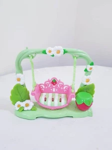 Hasbro Strawberry Shortcake 2008- Breezy Butterfly Swing - Picture 1 of 12