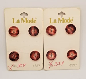 La Mode runde rote 2-Loch Knöpfe Gr. 13 mm - (1/2") 4 auf Karte NOS 2 Karten #4337 - Bild 1 von 2