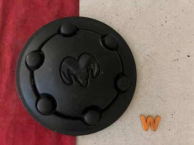 W (1) Cubierta de rueda tapacubos tapacubos tapa central Dodge 1500 B150 1994-2001 OEM 52057746 Foto 1 de 4