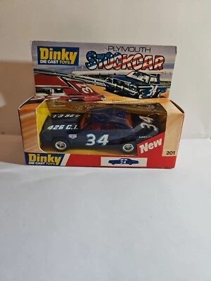 Автомобиль со склада DINKYTOYS 201 Plymouth почти как новый в коробке - Изображение 1 из 4