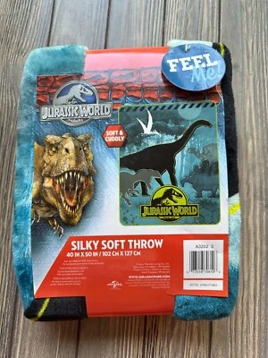 Manta suave sedosa Jurassic World - Franco Manufacturing Co. 40"x50" Foto 1 de 3