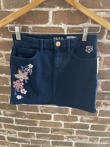 NWT GAP KIDS DENIM MINI SKIRT JEAN SKIRT GIRLS 12 EMBROIDERED FLOWERS - Picture 1 of 3