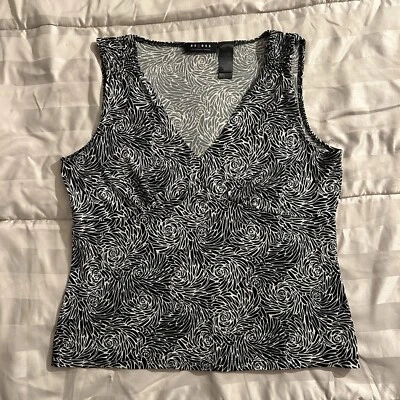 VTG Axcess Liz Claiborne Women's Black White Pleated Geometric Sleeveless Blouse - Image 1 of 4