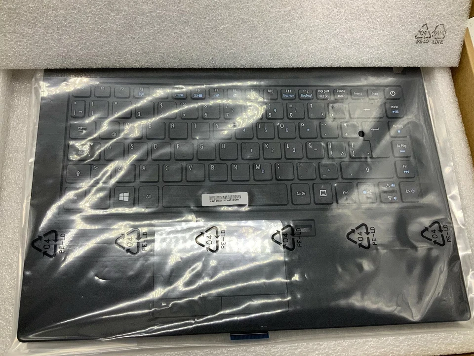 Acer 6B.VFBN5.007 Keyboard w/ Upper Case Touchpad Speaker Black - Image 1 of 4