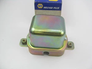 Napa VR526SB Voltage Regulator - 1V1233 VR735 271692 VR146 R586 VR526 - Picture 1 of 3