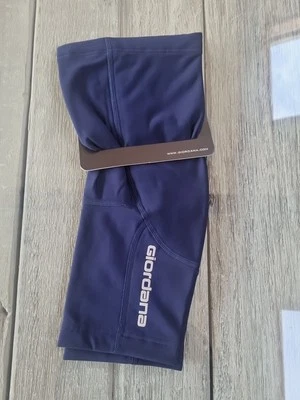 Calentadores de rodilla Giordana Super Roubaix azul marino pequeños  Foto 1 de 4