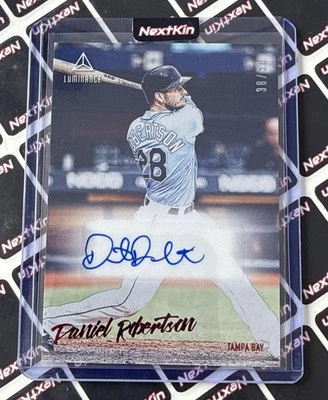 2020 Panini Chronicles Luminance Auto Red /50 Daniel Robertson #LA-DR Auto - Imagem 1 de 3