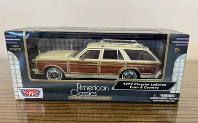 Chrysler LeBaron 1979 4 puertas Town & Country diecast escala 1/24 nuevo Foto 1 de 4