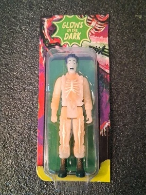 Экшн-фигурка Super7 Reaction Mars Attack Burning Flesh Glows In The Dark  - Изображение 1 из 3