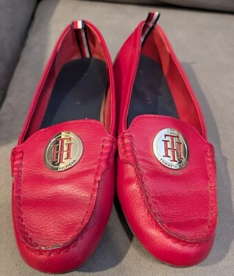 Mocasines de conducción Tommy Hilfiger para mujer. Talla 7,5M Foto 1 de 3
