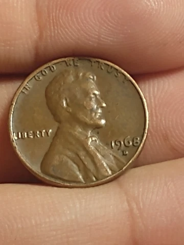 1968 D Lincoln Penny with Error on Top Rim, &"L" in Liberty on Edge Touching "I" Cover