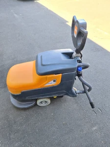 Scheuersaugmaschine Taski Swingo 455 ohne Scheuerbürste - Bild 1 von 12