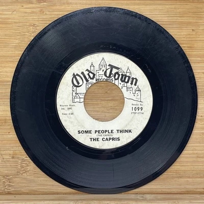 The Capris - Some People Think / Where I Fell In Love 7" Record Old Town Foto 1 de 2